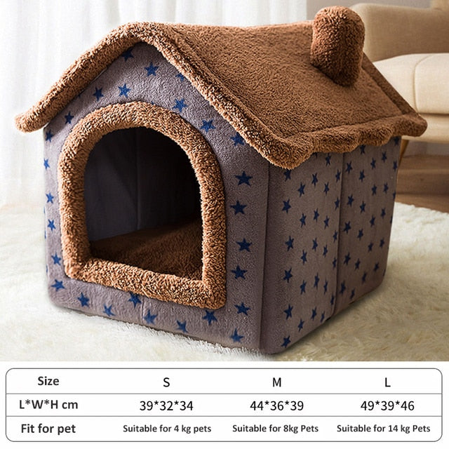 Acogedora casa para gatos de invierno