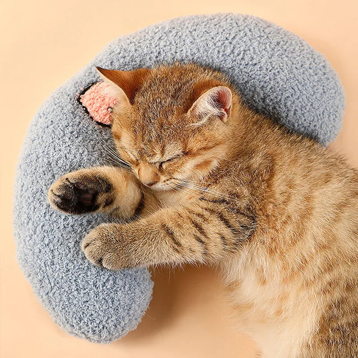 Pequeñas almohadas para gatos en forma de U