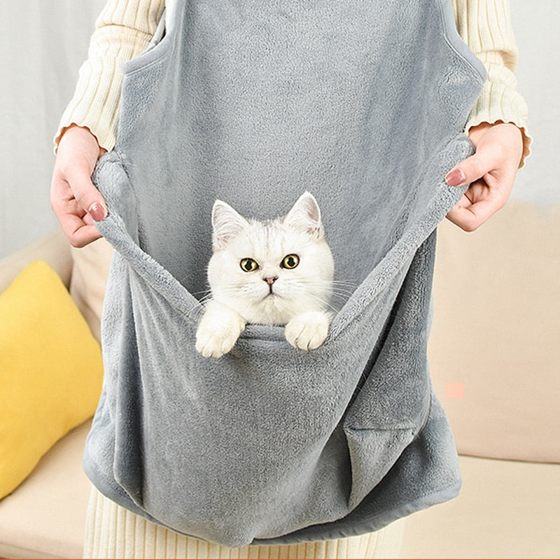 Delantal con bolsa extra suave para acurrucarse de Crazy Cat